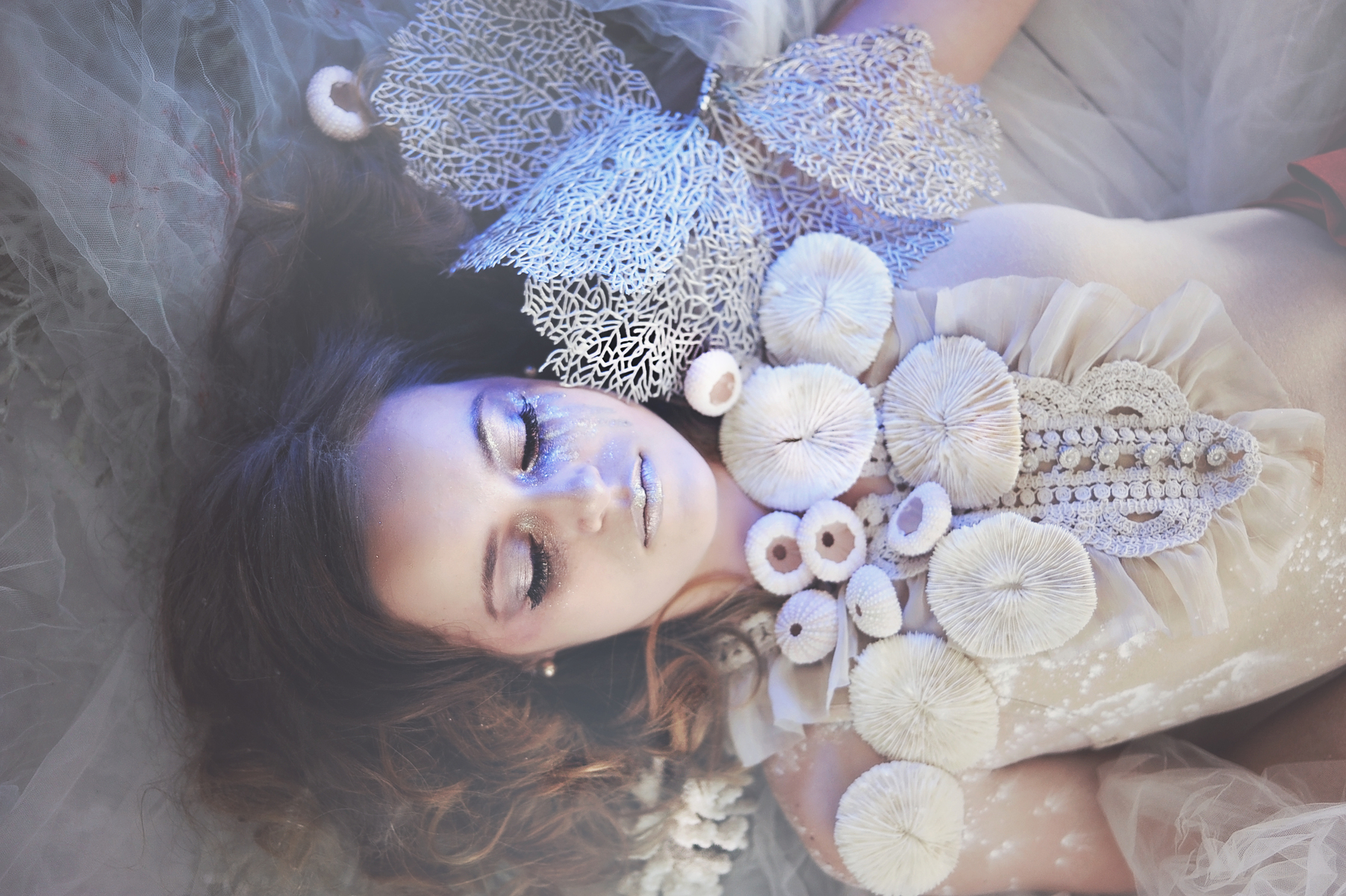 Nicole Palermo Beauty/Alana Beall Photography/set
