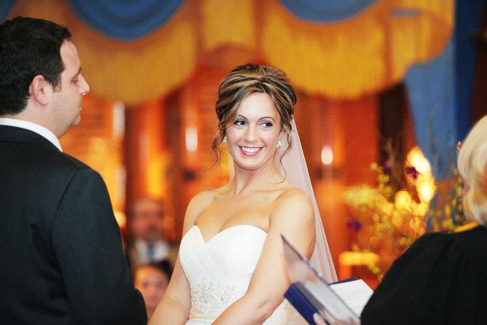 http://www.baltimorebridalhair.com/