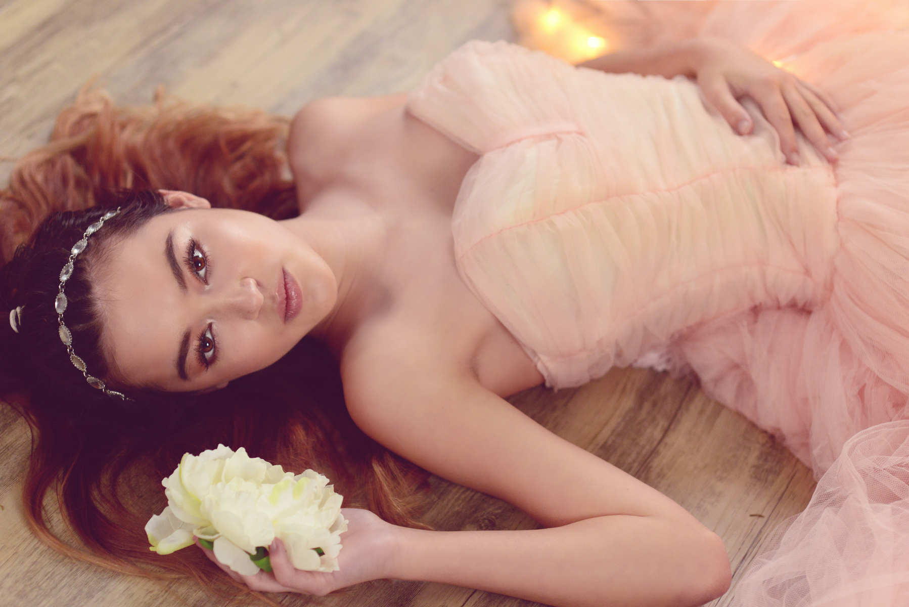 Nicole Palermo beauty/wardrobe styling/photography