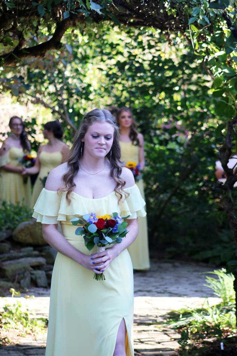 Nicole Palermo Beauty/Kimi Collins Bridal Hair/Trusty Photography