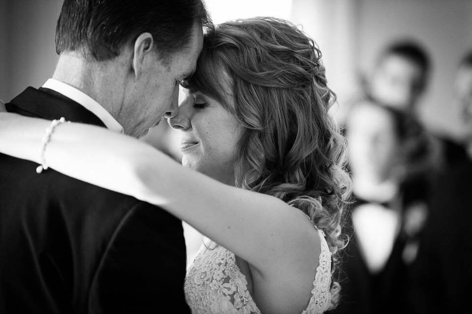 http://www.baltimorebridalhair.com/
