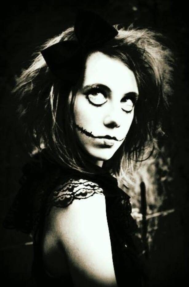 Nicole Palermo Beauty/Photography/wardrobe styling