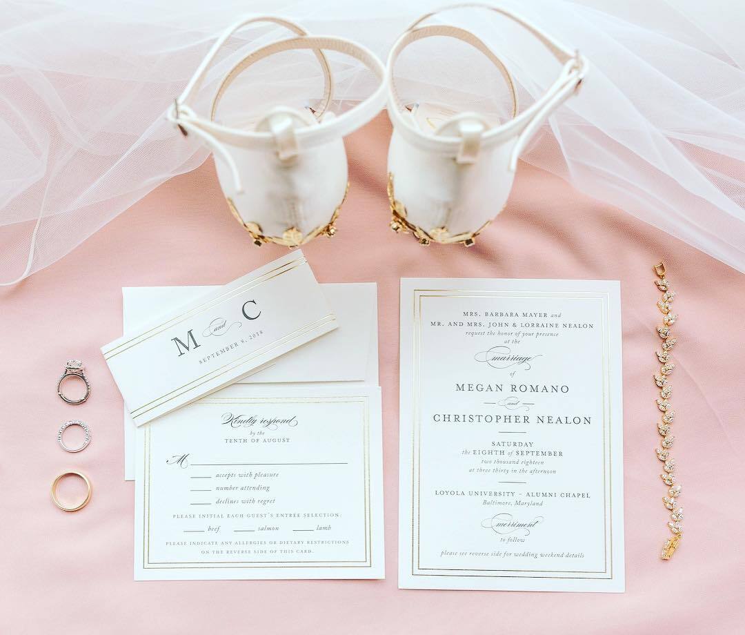 💌 @mintedweddings 📷 @wholeheartstudios 🧞‍♀️ @ludicevents