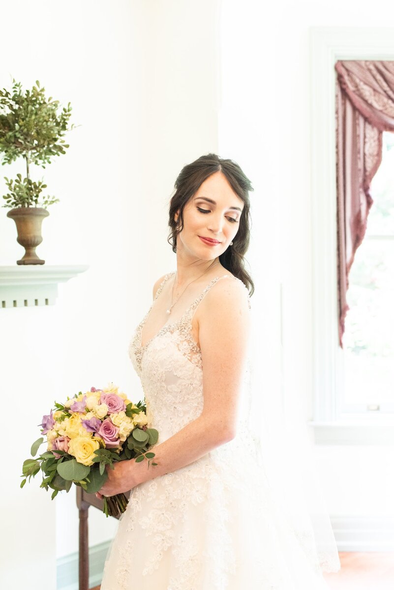 Nicole Palermo Beauty/Lindsay Eileen Photography LLC
