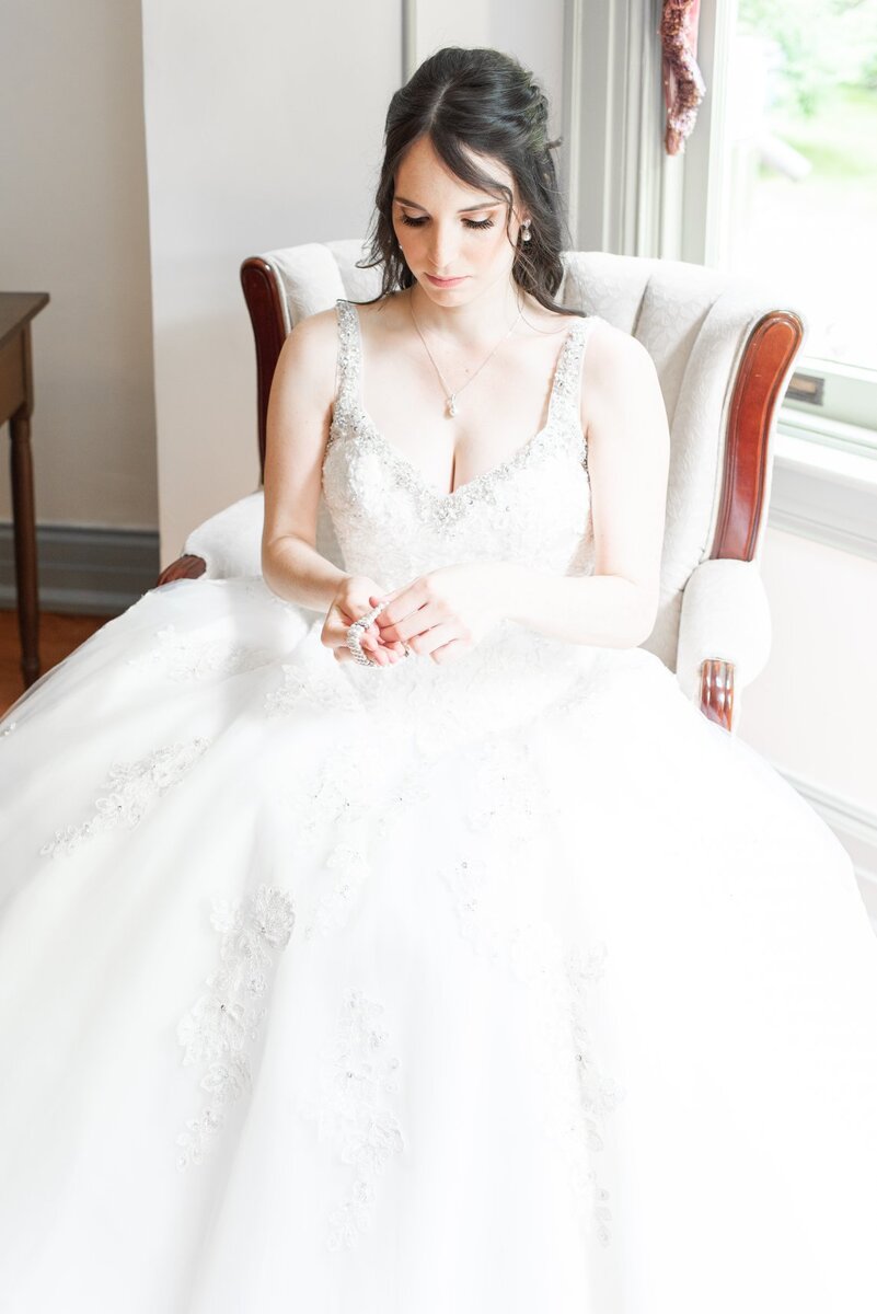 Nicole Palermo Beauty/Lindsay Eileen Photography LLC
