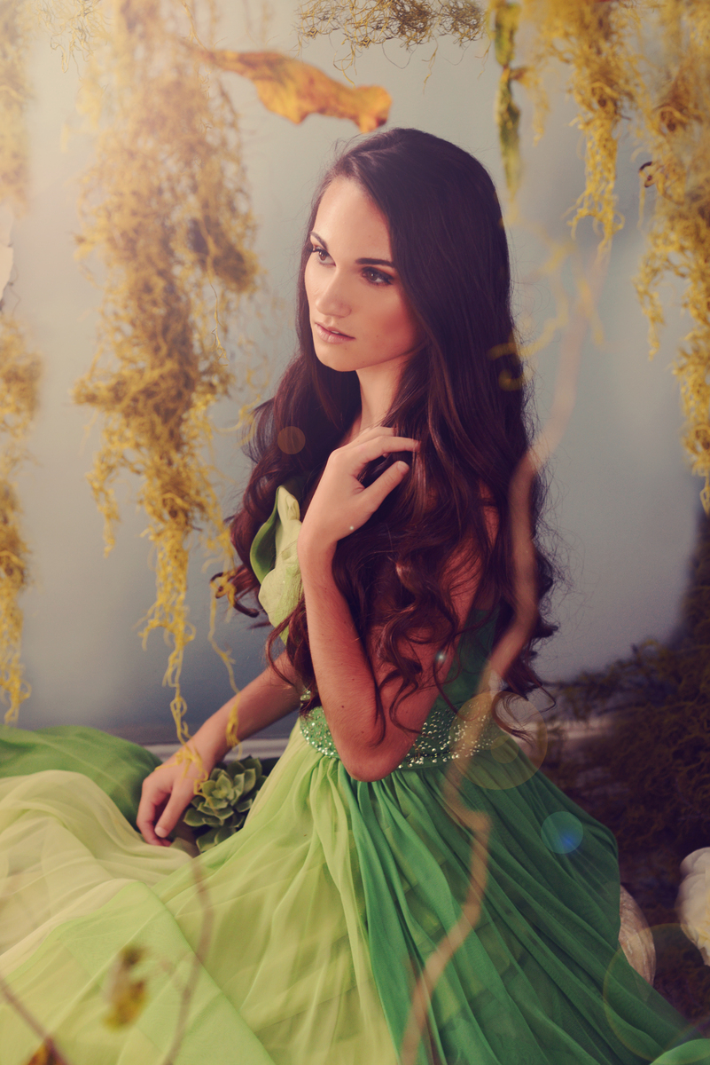 Nicole Palermo Beauty/wardrobe/photography