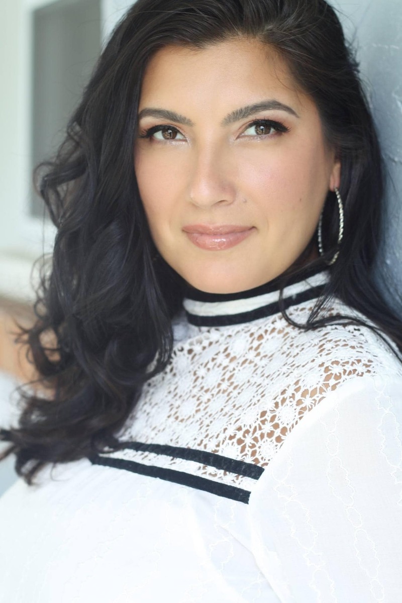 Nicole Palermo Beauty/Photography/wardrobe styling