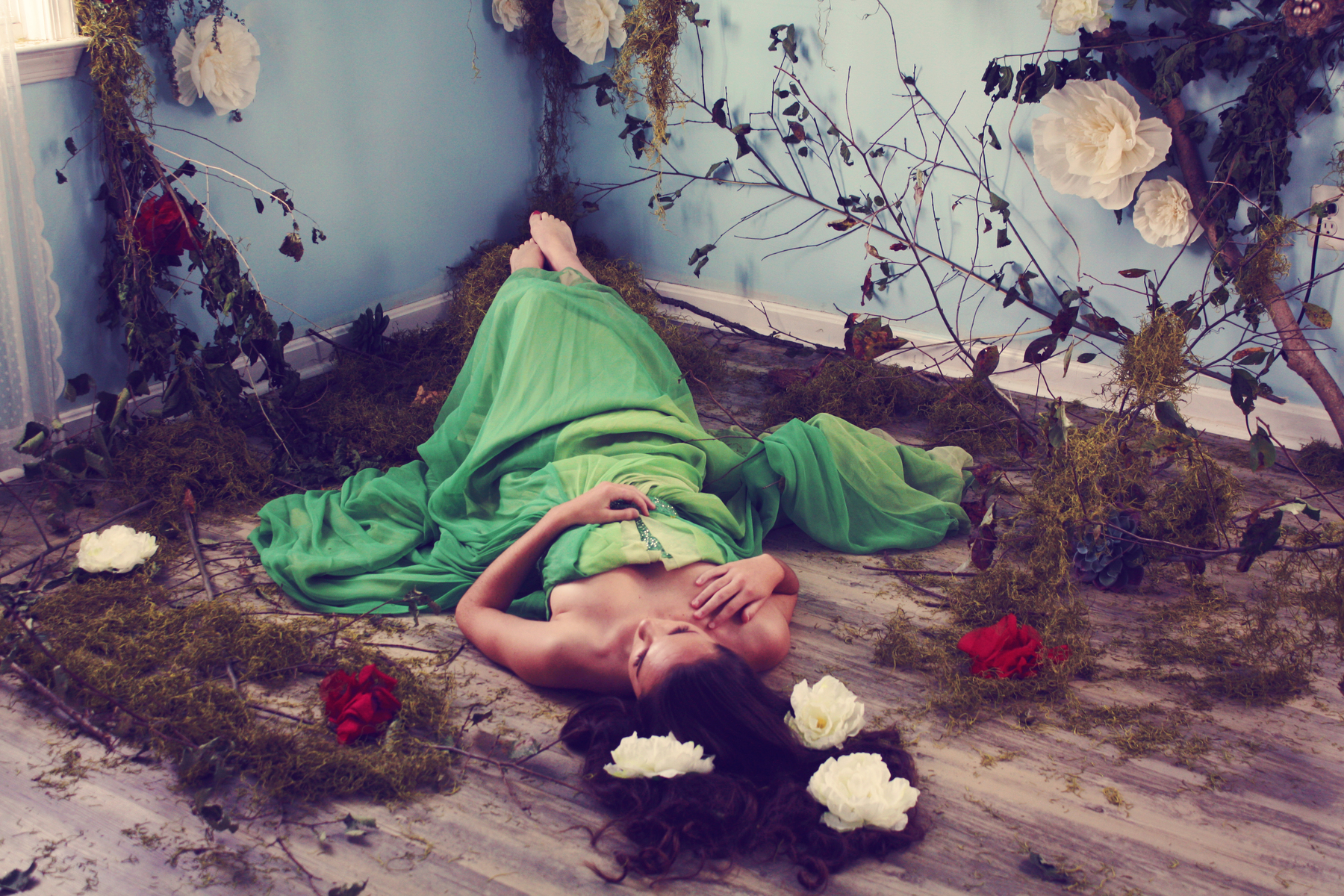 Nicole Palermo Beauty/wardrobe/photography