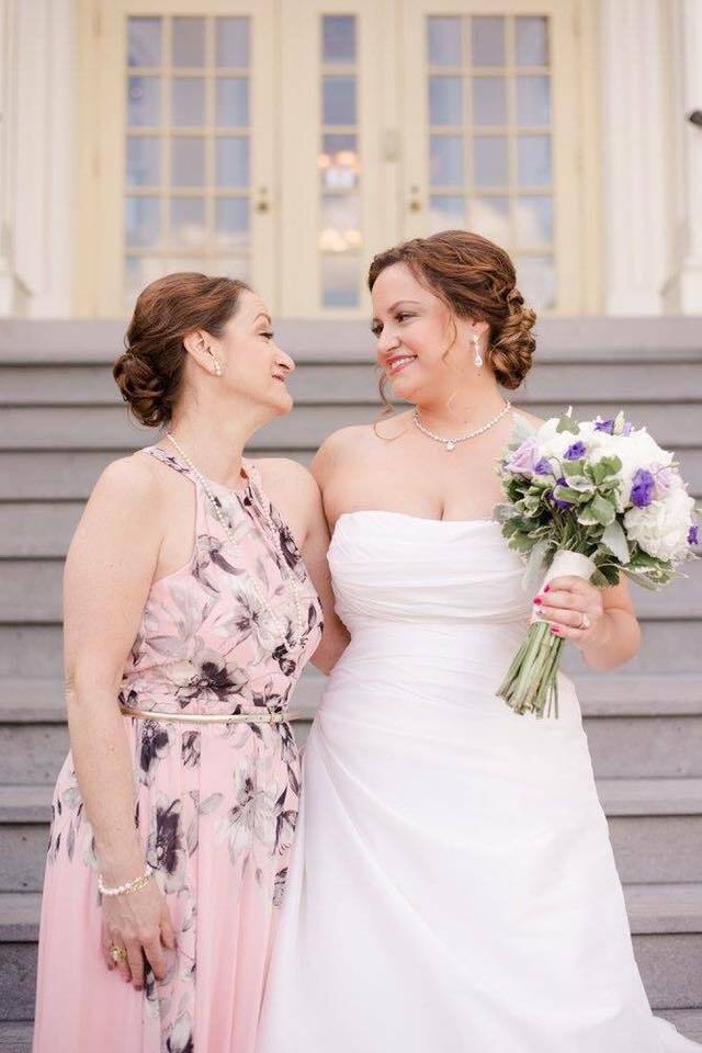 http://www.baltimorebridalhair.com/