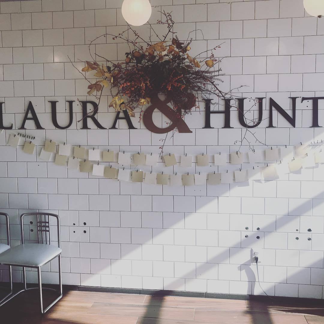 Working with @sirpillasoirees today on her last Maryland wedding the season ... so sad that she’s leaving for Ohio but at least I get to close her season out with her! #ludicevents #weddingplanner @lafleurdujour