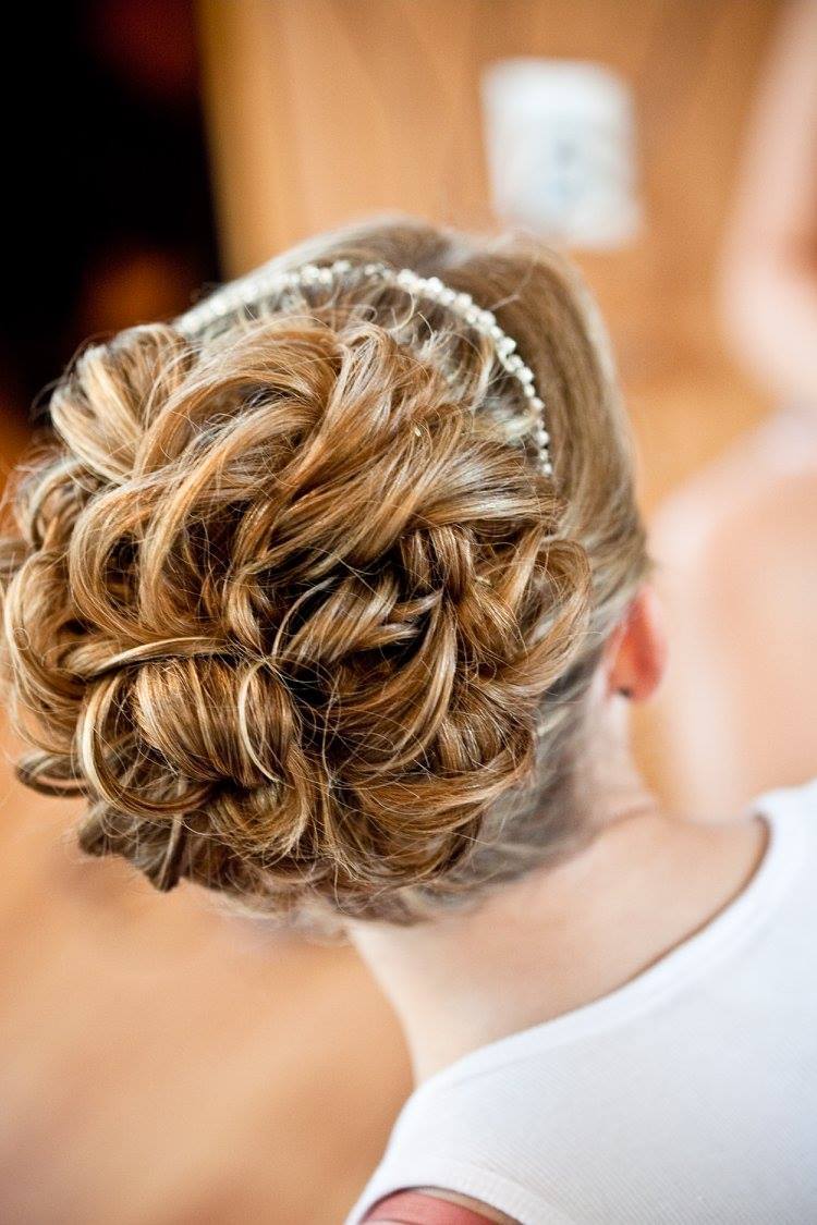 http://www.baltimorebridalhair.com/