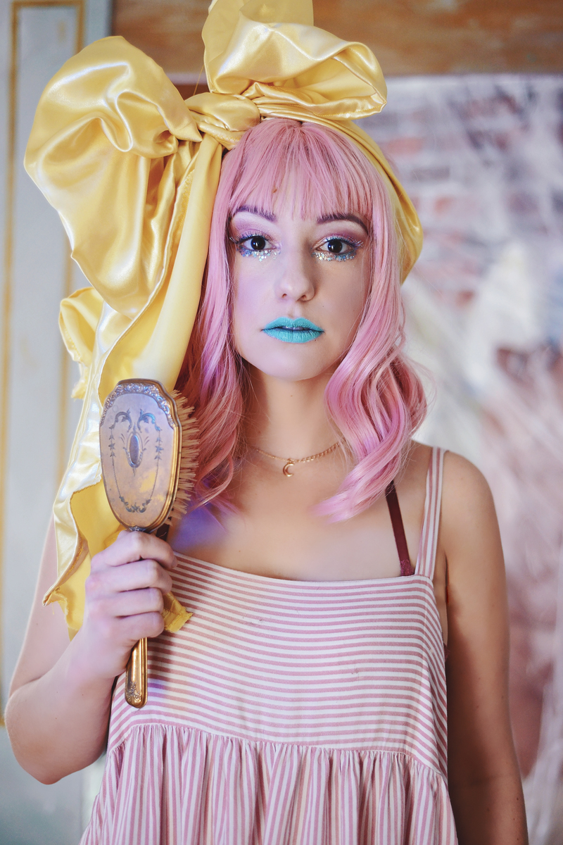 Nicole Palermo Beauty/Alana Beall Photography/set