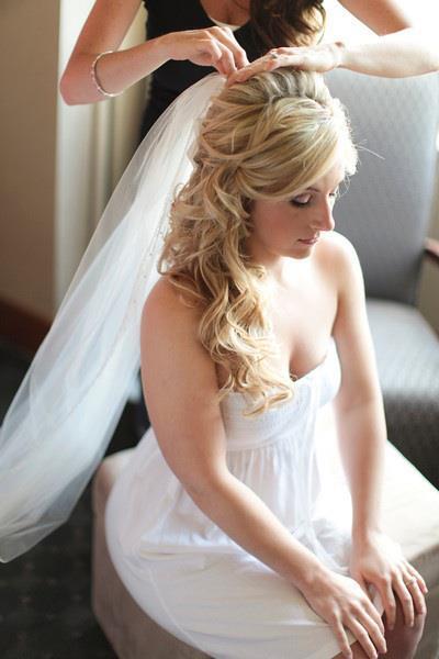http://www.baltimorebridalhair.com/