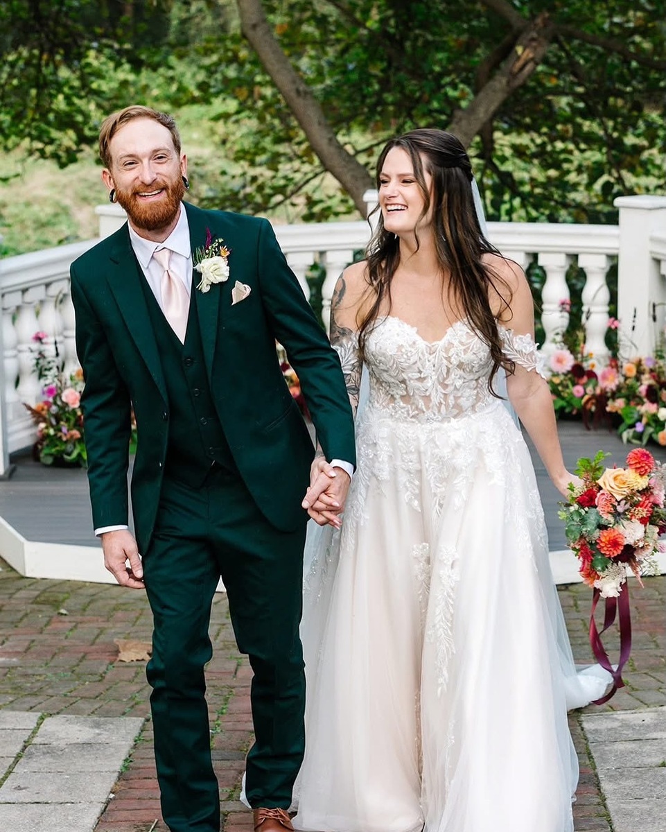 Nicole Palermo Beauty/Bianca Ascenzi Bridal Hair/Instagram Tpoz photography