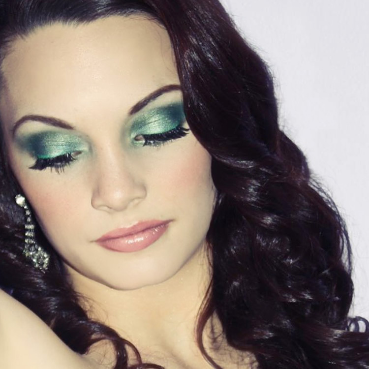 Nicole Palermo Beauty/wardrobe/photography